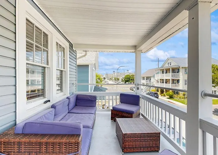 Apartment Shore Thing *
